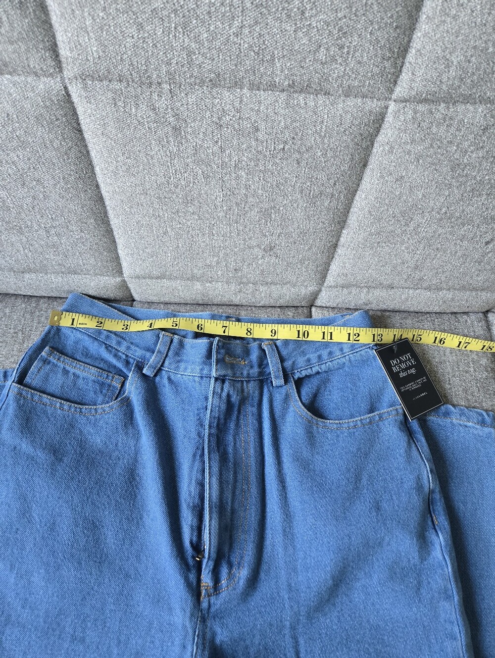 JLUXLABEL | Medium Wash Roesia Jeans In Blue Size 25 - Picture 14 of 16